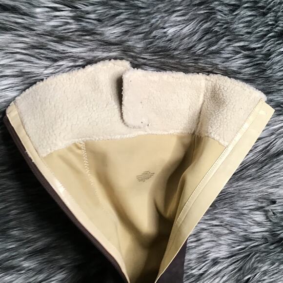 Women's Brown Knee-High Boots - Picture 8 of 8